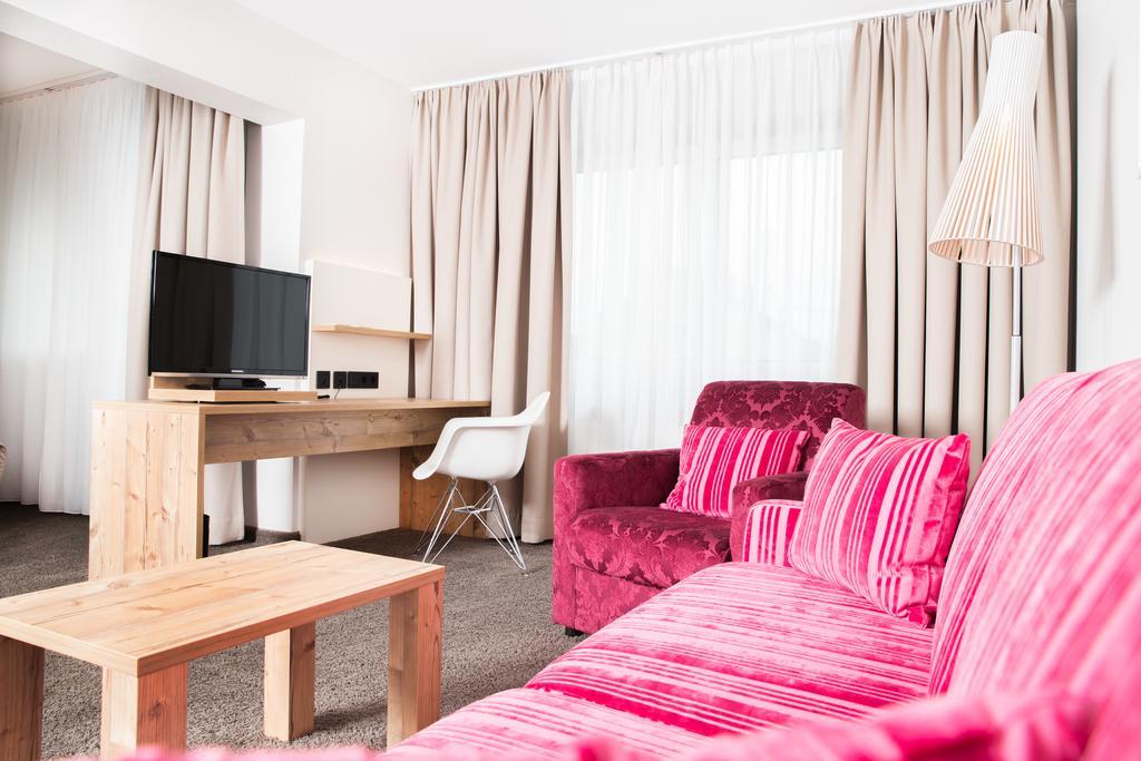 Hotel Rad Tettnang Bagian luar foto